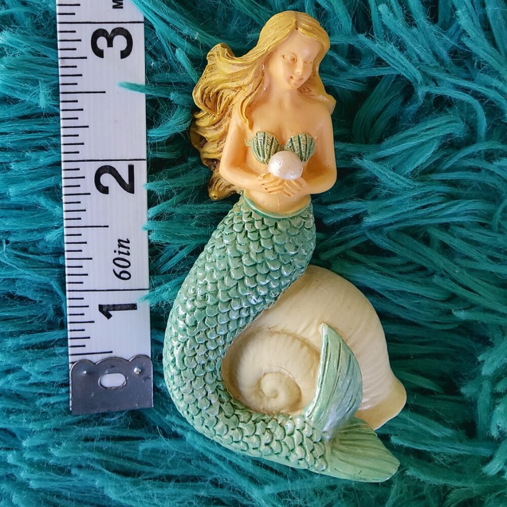 Mermaid with Pearl for Miniature Garden, Fairy Garden - Picture 5 of 8